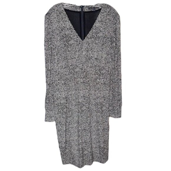 Brooks Brothers Dresses & Skirts - Brooks Brothers Long Sleeved V-Neck Dress Geo Print - Black/White - XL